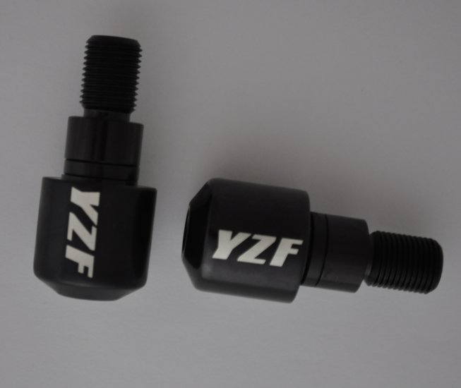 Zvaka do dtek kovov Yamaha, tk,ern s napisem YZF - Kliknutm na obrzek zavete