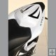 Z 750 2007/2011 KAWASAKI Kryt sedla bílá/černá metalíza Z 750 2007/2011 KAWASAKI Kryt sedla bílá/černá metalíza